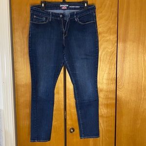 Denizen Modern Skinny Jeans